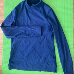 Uniqlo women turtle neck